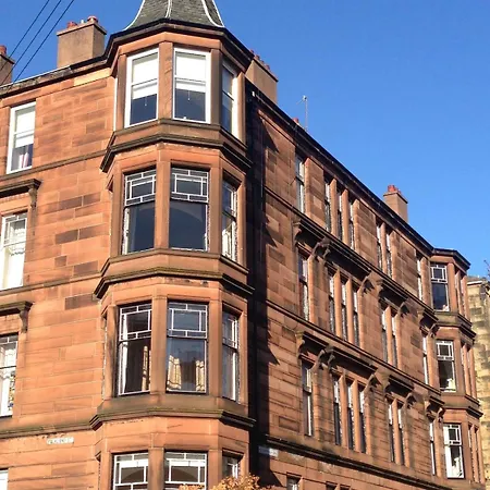 Mansion Flat With Turret Views, Sunsets, Close To Transport Daire Glasgow