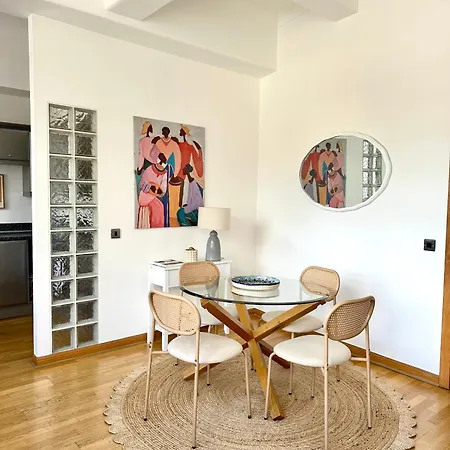 Luxury Historic City-centre Flat & Free Parking Apartamento