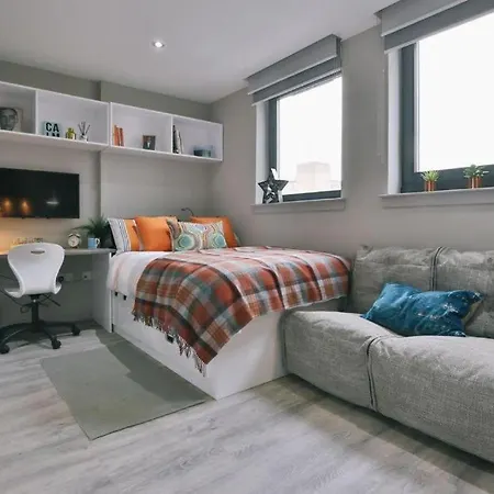 Apartman For Students Only - George Street In - Walking Distance To High Street Station Glasgow