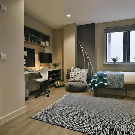 Appartement For Students Only - Bath Street In Near Charing Cross Station Glasgow