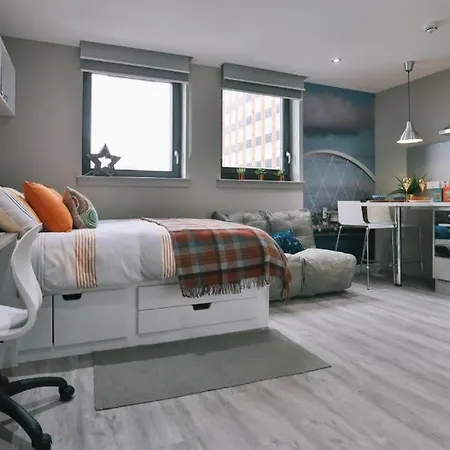 For Students Only - George Street In - Walking Distance To High Street Station