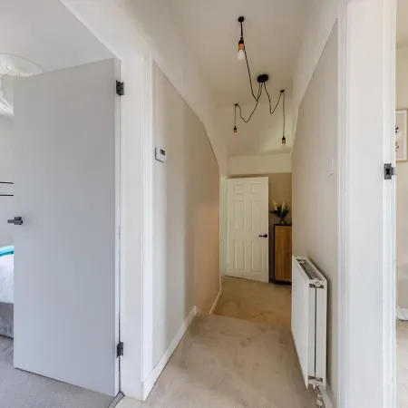 Comfortable 3-bed Home, Glasgow