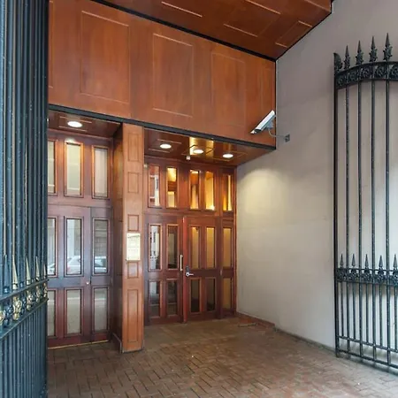 Loft Style In Prime Centre