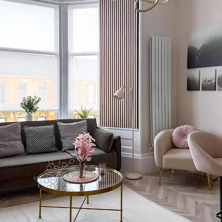 Romantic Brand New Flat, Centre * Glasgow