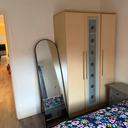 Centre 2 Bed * Γλασκώβη