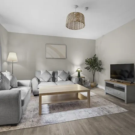 Bonnie - Burnhill Quadrant * Glasgow