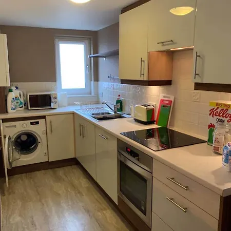 Apartamento Bright And Modern West End With Free Parking