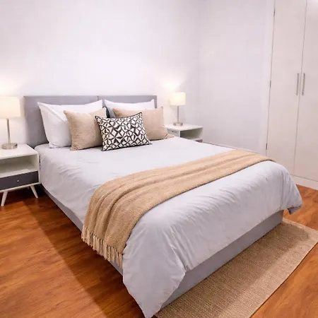Apartamento 3br, Modernised Ground Floor Apartment, Free Park