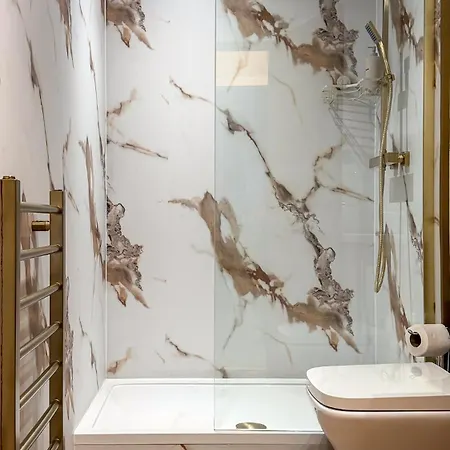 Romantic Brand New Flat, Centre Appartamento Glasgow
