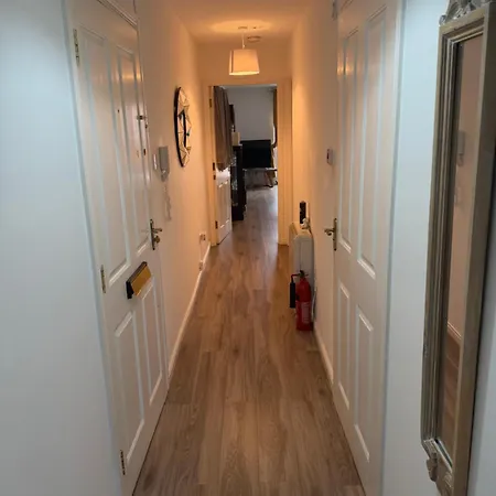 Centre 2 Bed Γλασκώβη