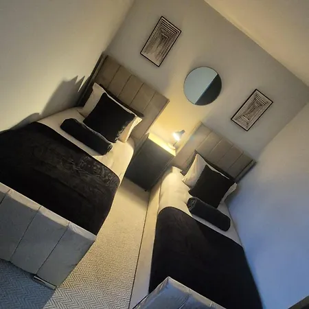 Apartamento Spacious 3br Near Cathedral With Parking Glasgow