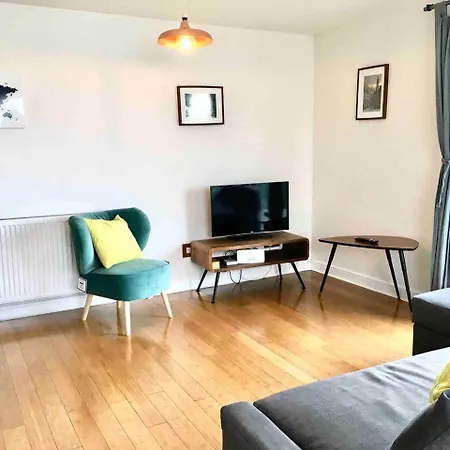 Apartamento Bright And Modern West End With Free Parking