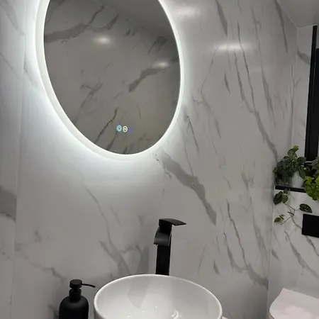 Modern West End Apartment, Glasgow. Apartamento *