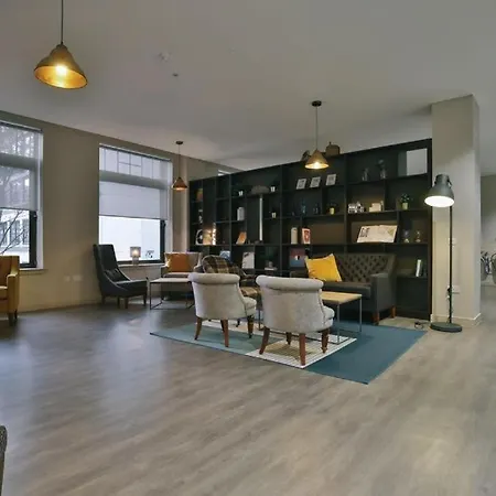 For Students Only - Bath Street In Near Charing Cross Station *