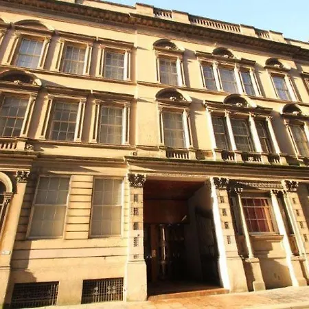 Loft Style In Prime Centre *