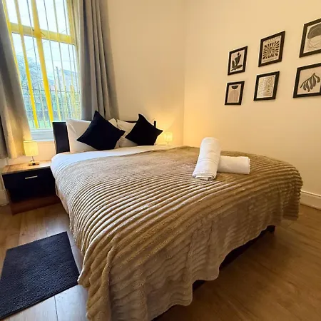 Apartamento 2br Flat - King & Super King - Fireplace Glasgow