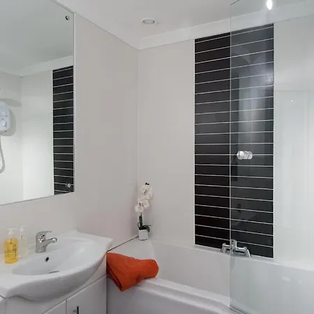 Loft Style In Prime Centre Glasgow
