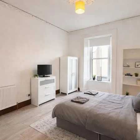 3br Traditional Centre Lägenhet *