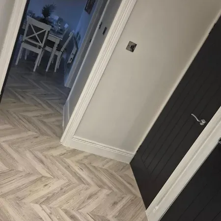 Spacious 3br Near Cathedral With Parking