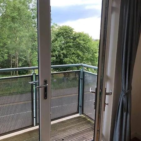 Bright And Modern West End With Free Parking * Glasgow