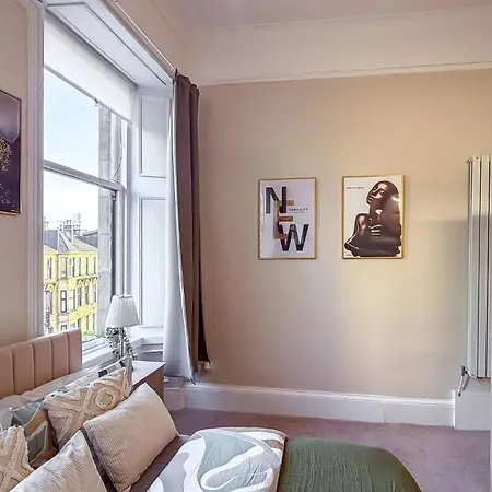 Apartment Romantic Brand New Flat, Centre Glasgow