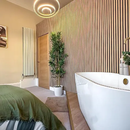 Romantic Brand New Flat, Centre Apartment Glasgow