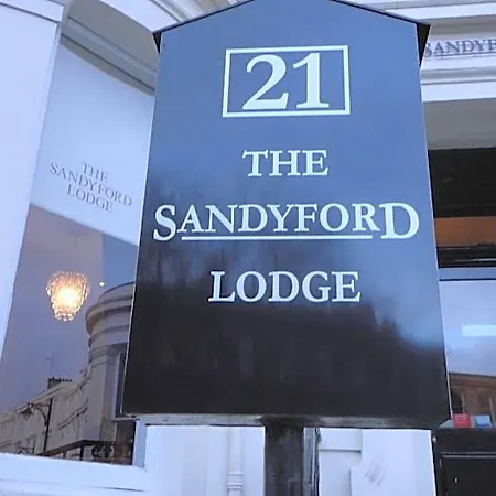 Sandyford 3*
