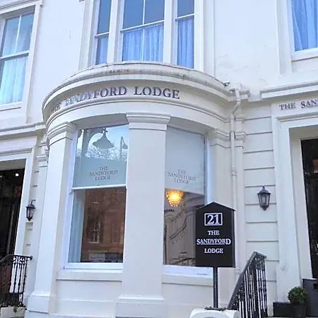 Sandyford Hotel 3*