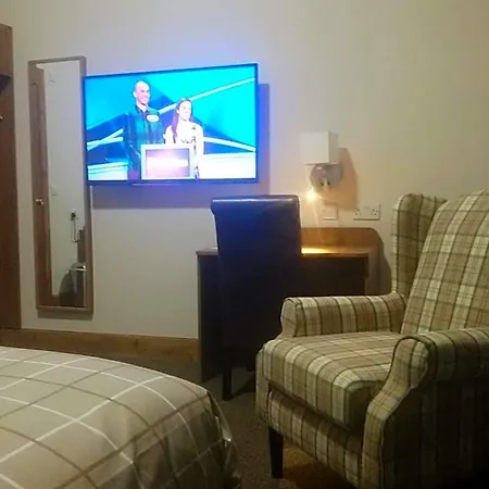 Crosshill House Hotel 4*