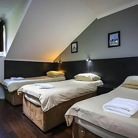 Charing Cross Hotell 3*