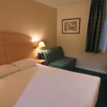 Hotel Campanile Secc Hydro 3*