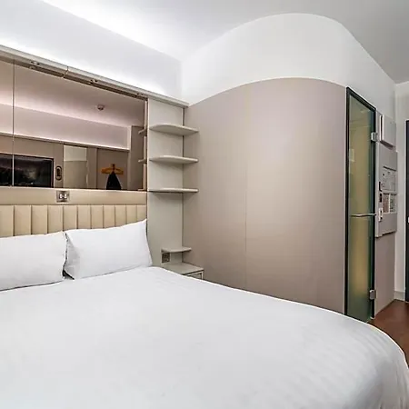 Point A Hotell