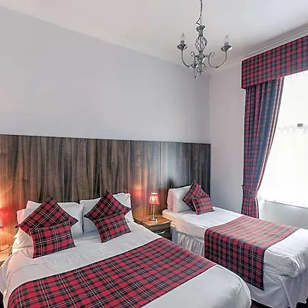 Argyll 3*