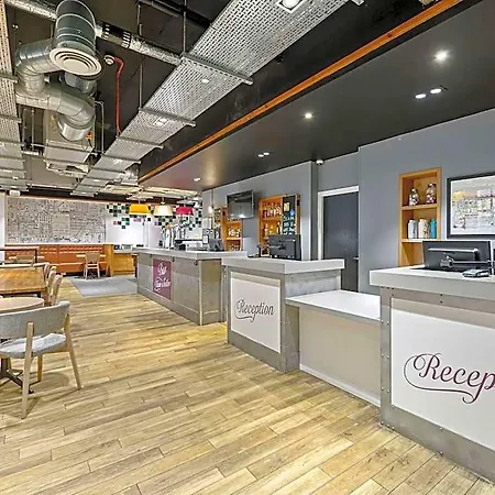 Hotel Ibis Styles Centre George Square