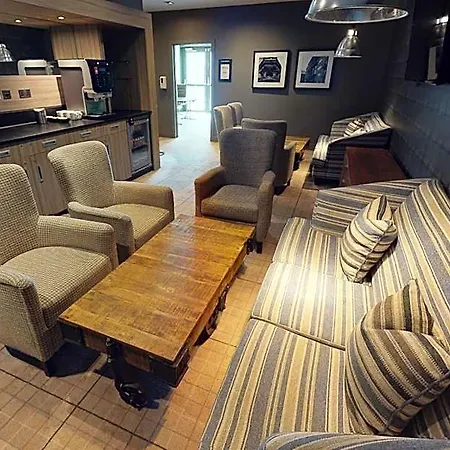 Hotel Village 4*