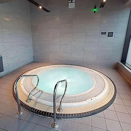 Hotel Village Glasgow