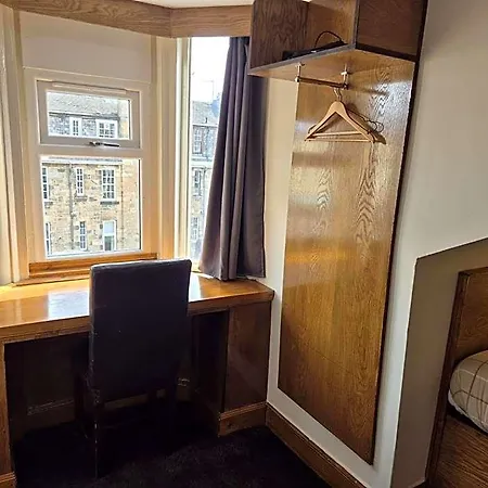 Guest house House