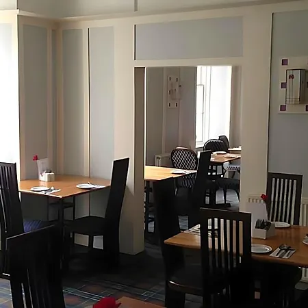 Hotel Rennie Mackintosh - Station 3*
