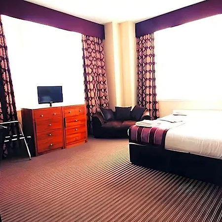 Alexander Thomson 3*