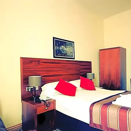 Hotel Alexander Thomson 3*