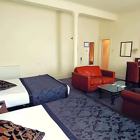 Alexander Thomson Hotell 3*