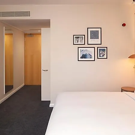 Hilton Garden Centre 4* Глазго
