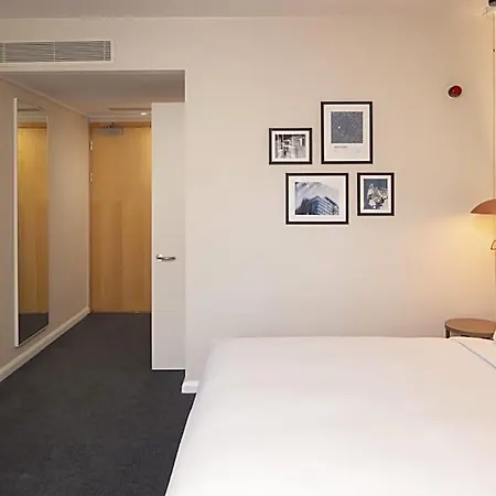 Hilton Garden Centre Отель 4*
