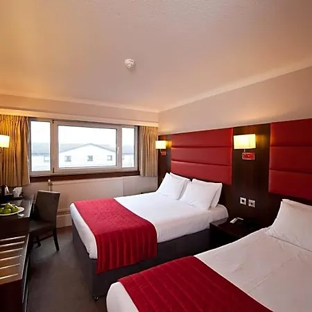 Leonardo West End 3*
