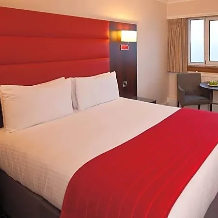 Leonardo West End Hotel