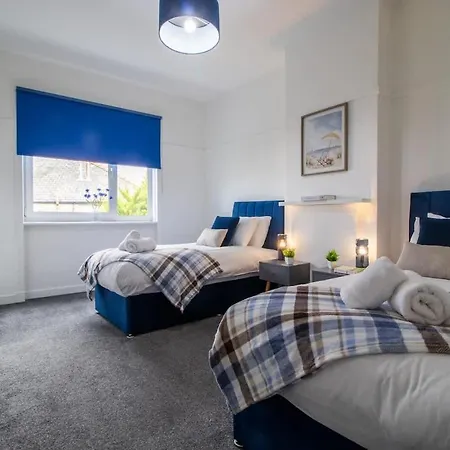 Bella House - 3 Bed House In Apartment Glasgow