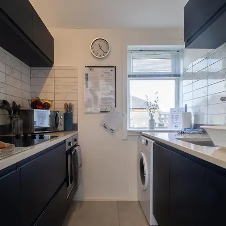 Apartment Bella House - 3 Bed House In *