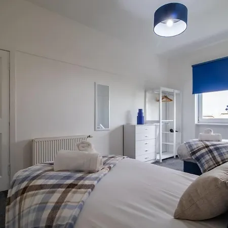 Bella House - 3 Bed House In Glasgow