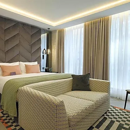 Aparthotel The Wellington By Adina