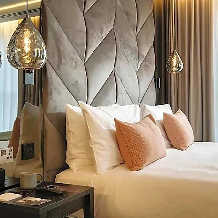 The Wellington By Adina 4*